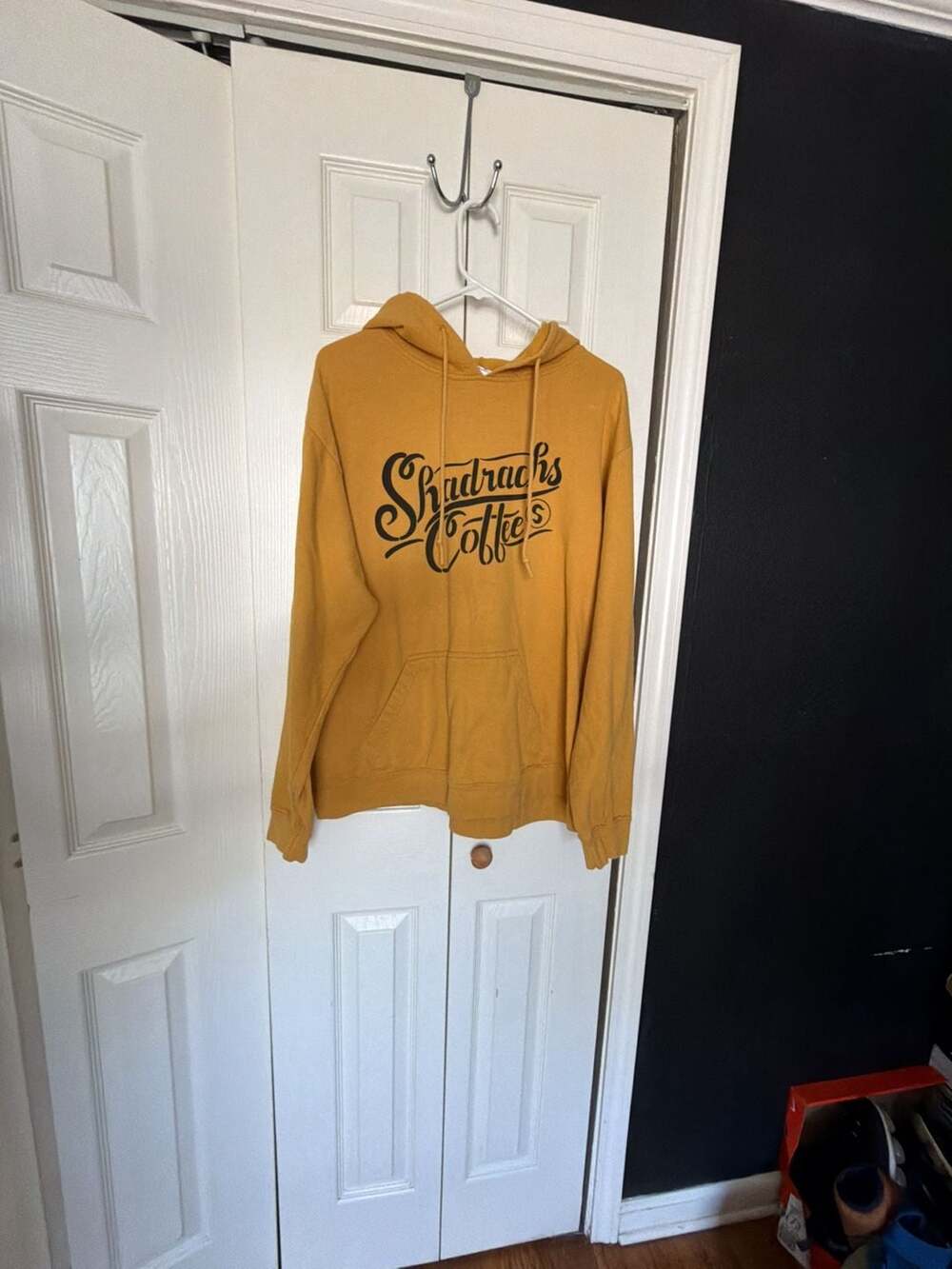 Delta Fleece Shadrachs Coffee Hoodie Size XL Mustard Yellow